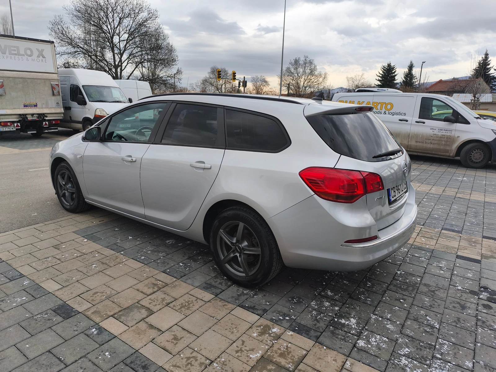 Opel Astra 1.4, снимка 6 - Автомобили и джипове - 53729037