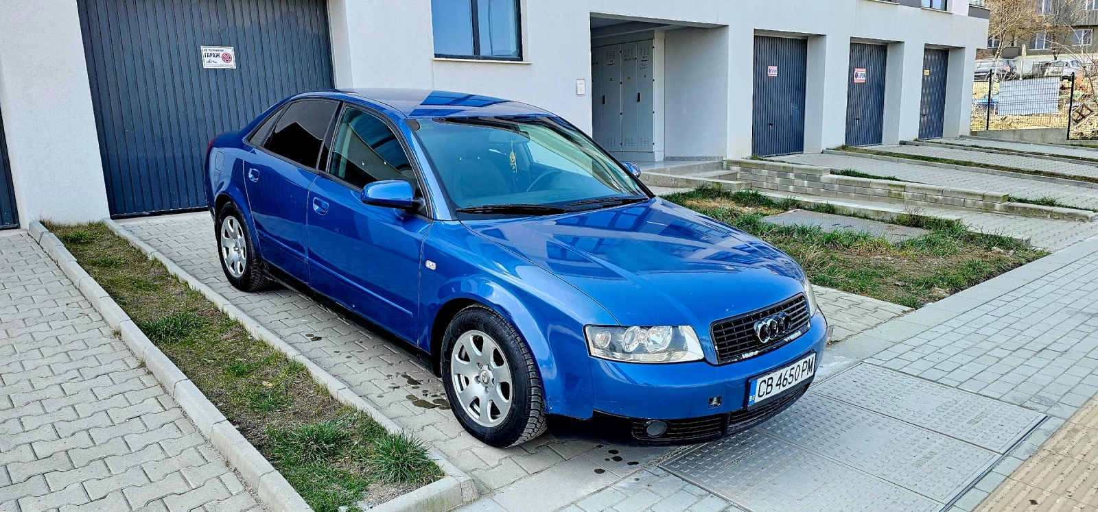 Audi A4 1.8Т , снимка 2 - Автомобили и джипове - 53898193