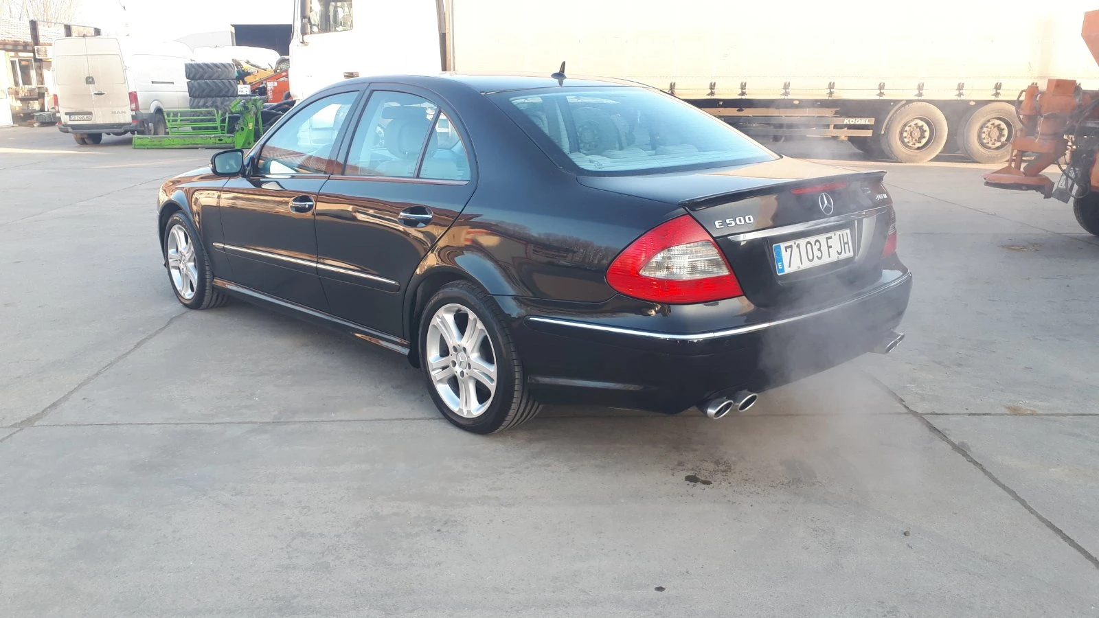 Mercedes-Benz E 500 5.5 4 matic 388 к.с., снимка 7 - Автомобили и джипове - 54142549