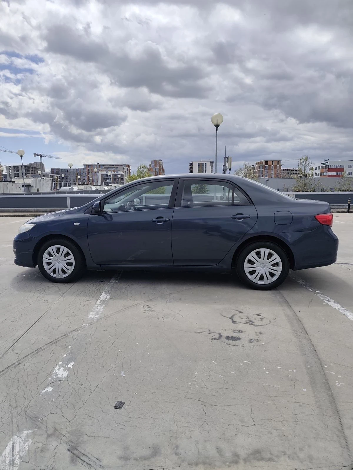 Toyota Corolla 1.6 с газово, снимка 4 - Автомобили и джипове - 54399704