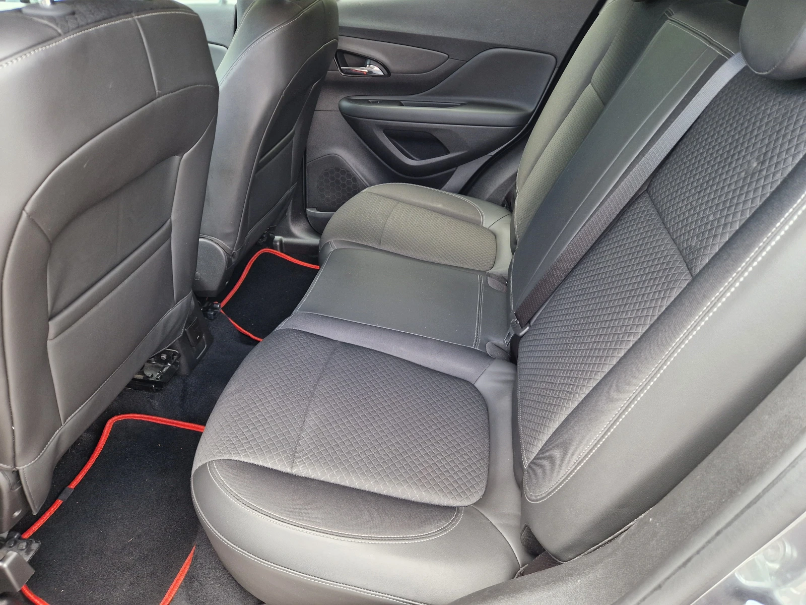 Opel Mokka X 1.4/COSMO/GAZ, снимка 14 - Автомобили и джипове - 54594593