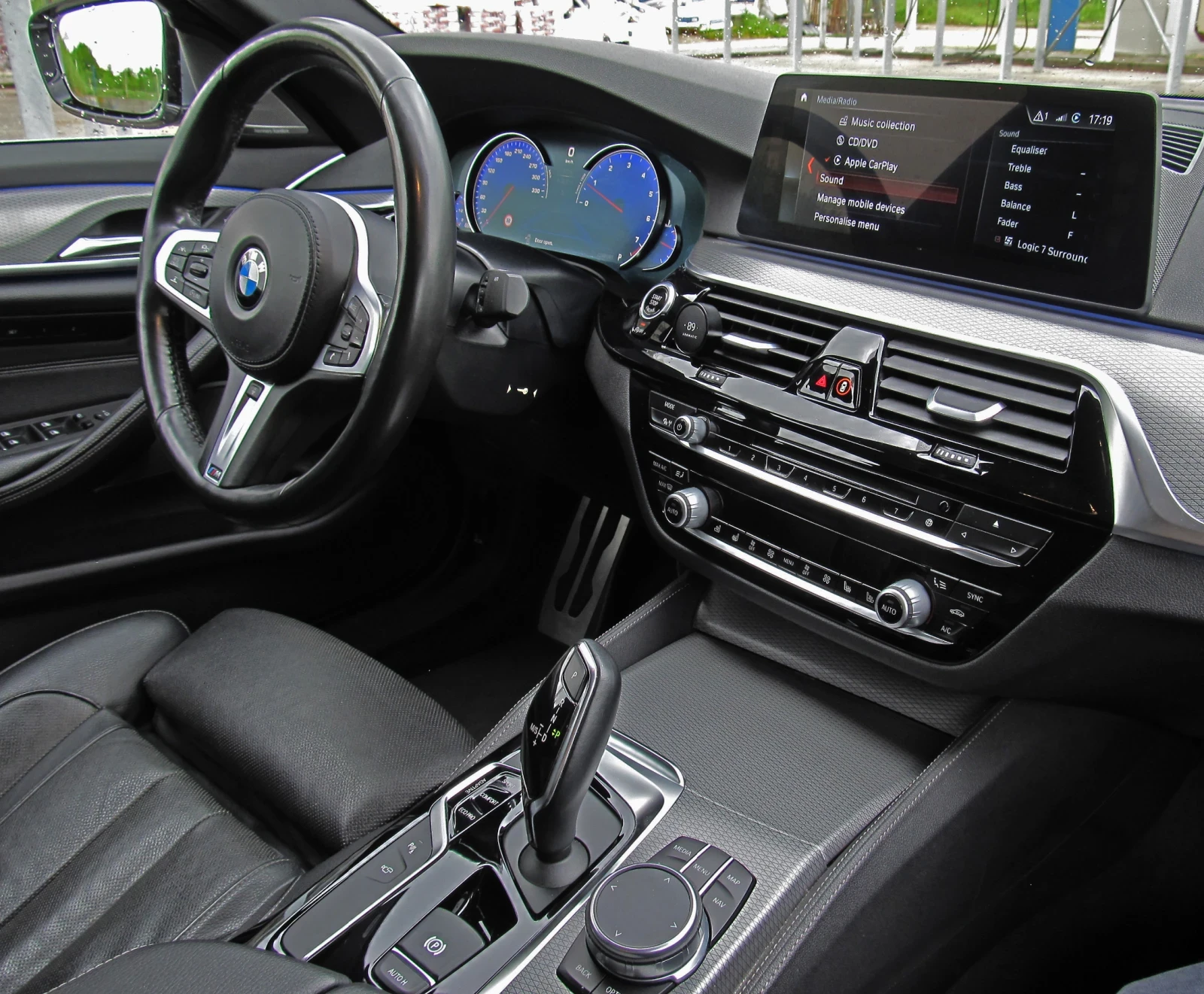 BMW 530, снимка 12 - Автомобили и джипове - 54612364