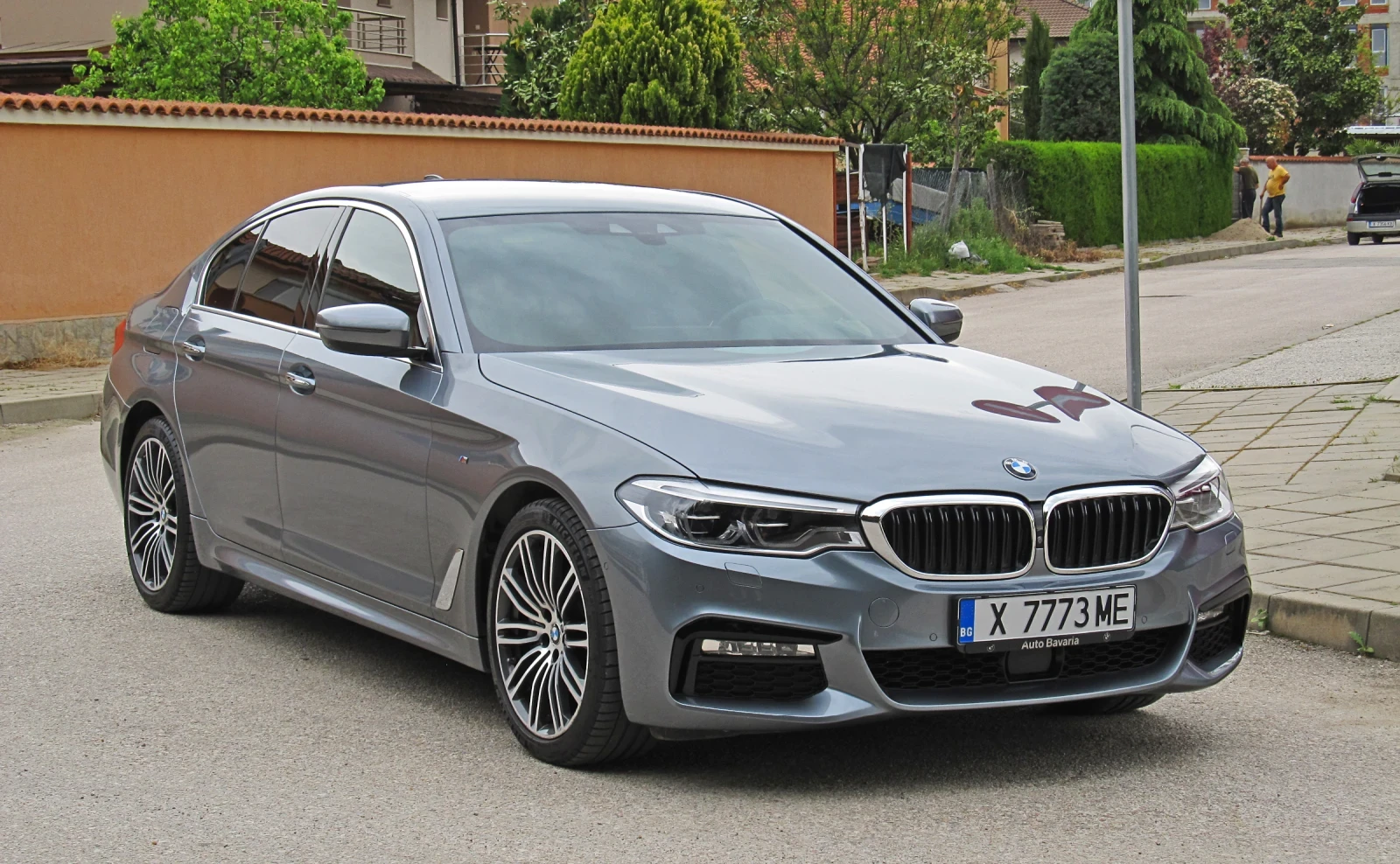 BMW 530
