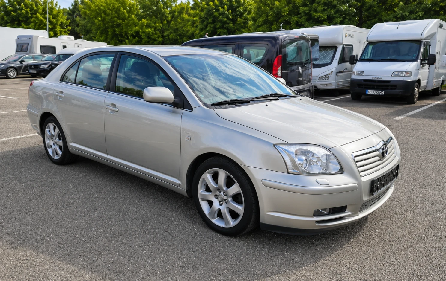 Toyota Avensis 2.0 бензин Холандия