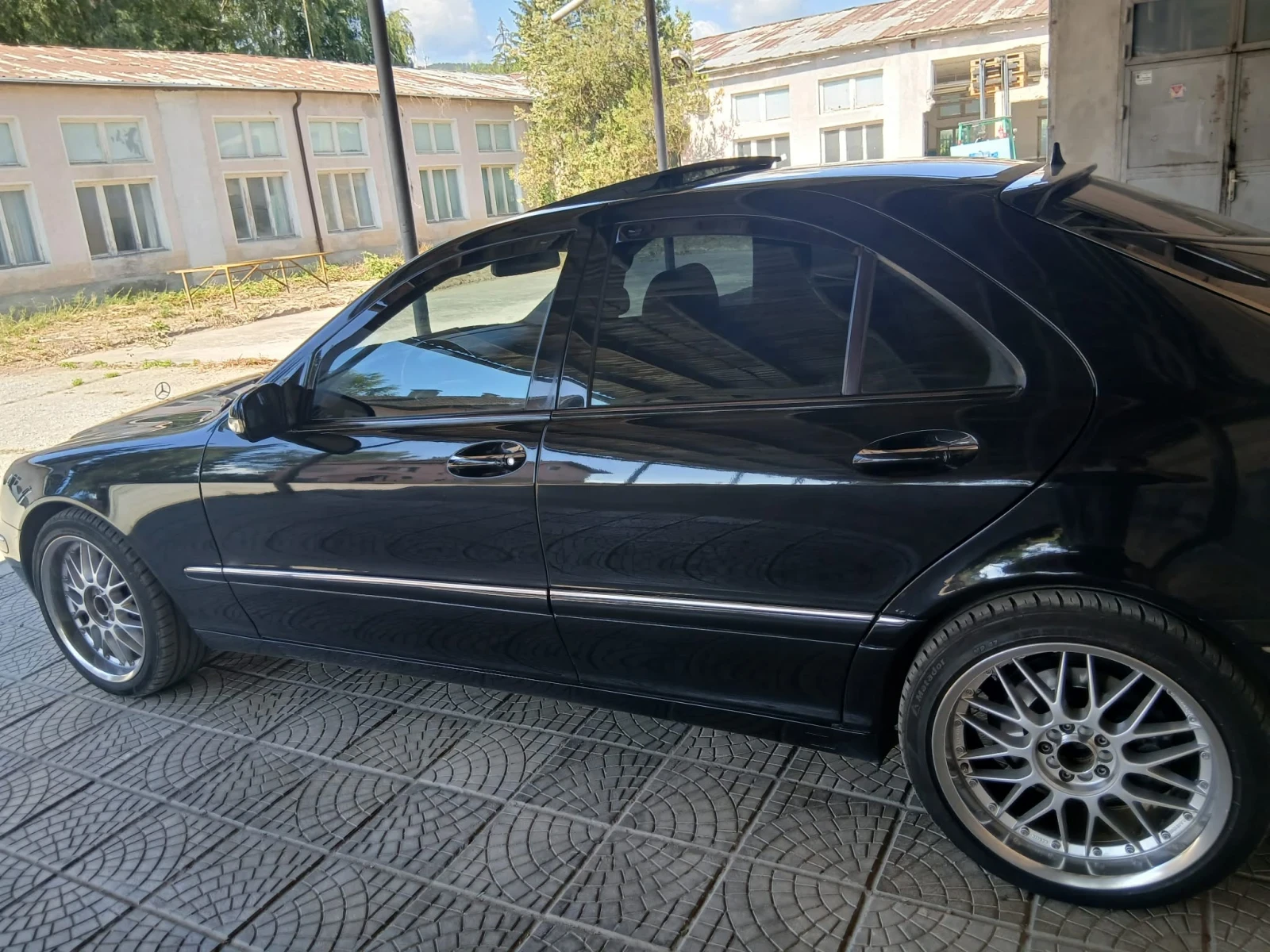 Mercedes-Benz S 500, снимка 2 - Автомобили и джипове - 54704677