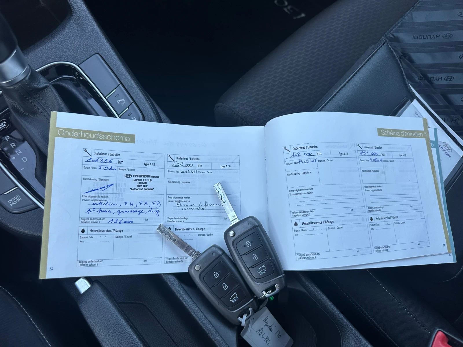 Hyundai I30 1.6 crdi Automatic, снимка 12 - Автомобили и джипове - 54714503