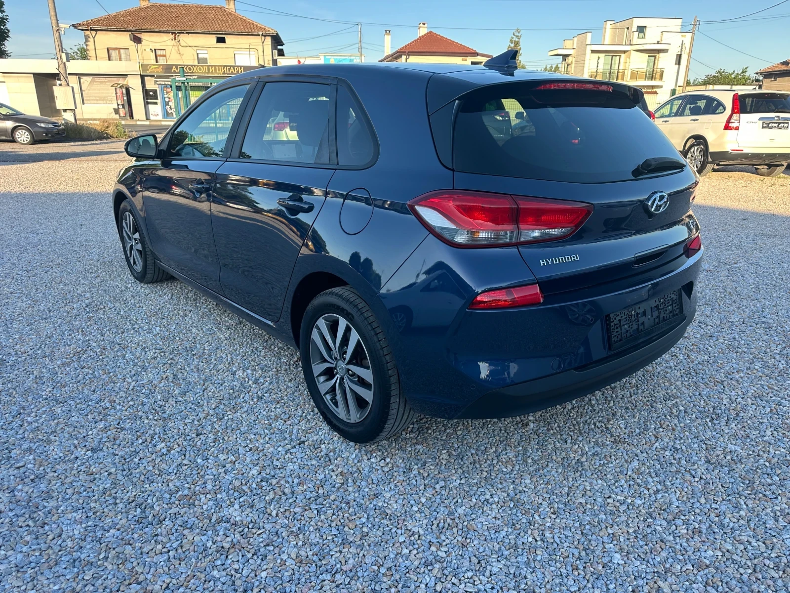Hyundai I30 1.6 crdi Automatic, снимка 3 - Автомобили и джипове - 54714503