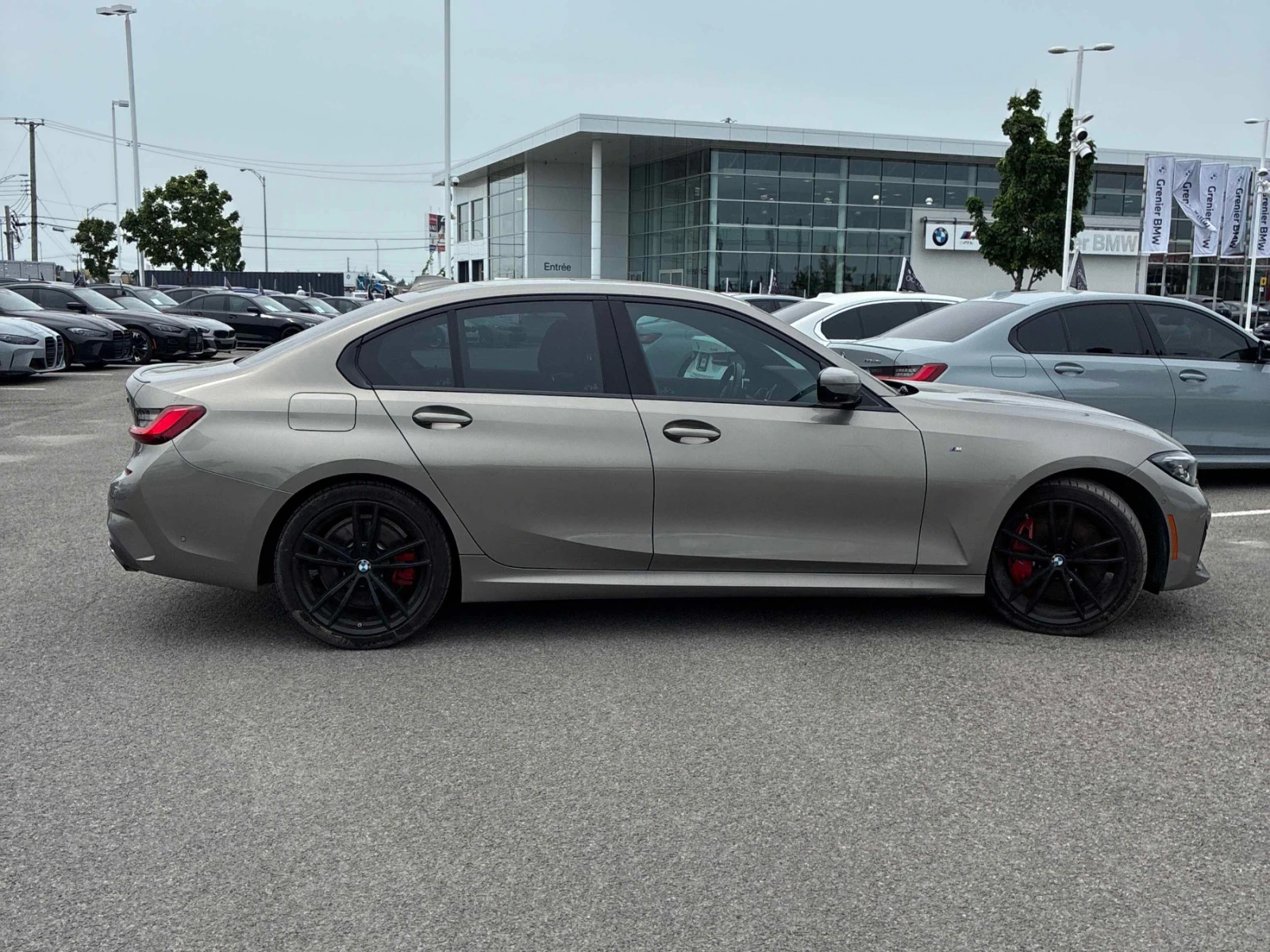BMW 340 xDrive * ПОДГРЕВ * ПАНОРАМА * 360 * CARFAX, снимка 3 - Автомобили и джипове - 54803717