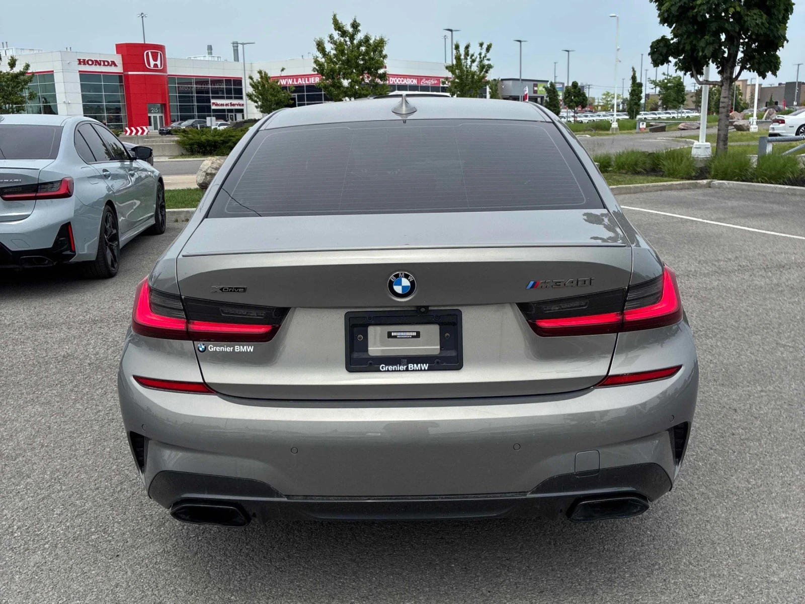 BMW 340 xDrive * ПОДГРЕВ * ПАНОРАМА * 360 * CARFAX, снимка 4 - Автомобили и джипове - 54803717