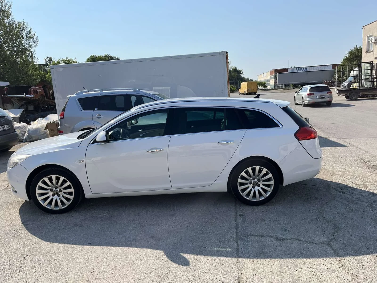Opel Insignia, снимка 4 - Автомобили и джипове - 54932034