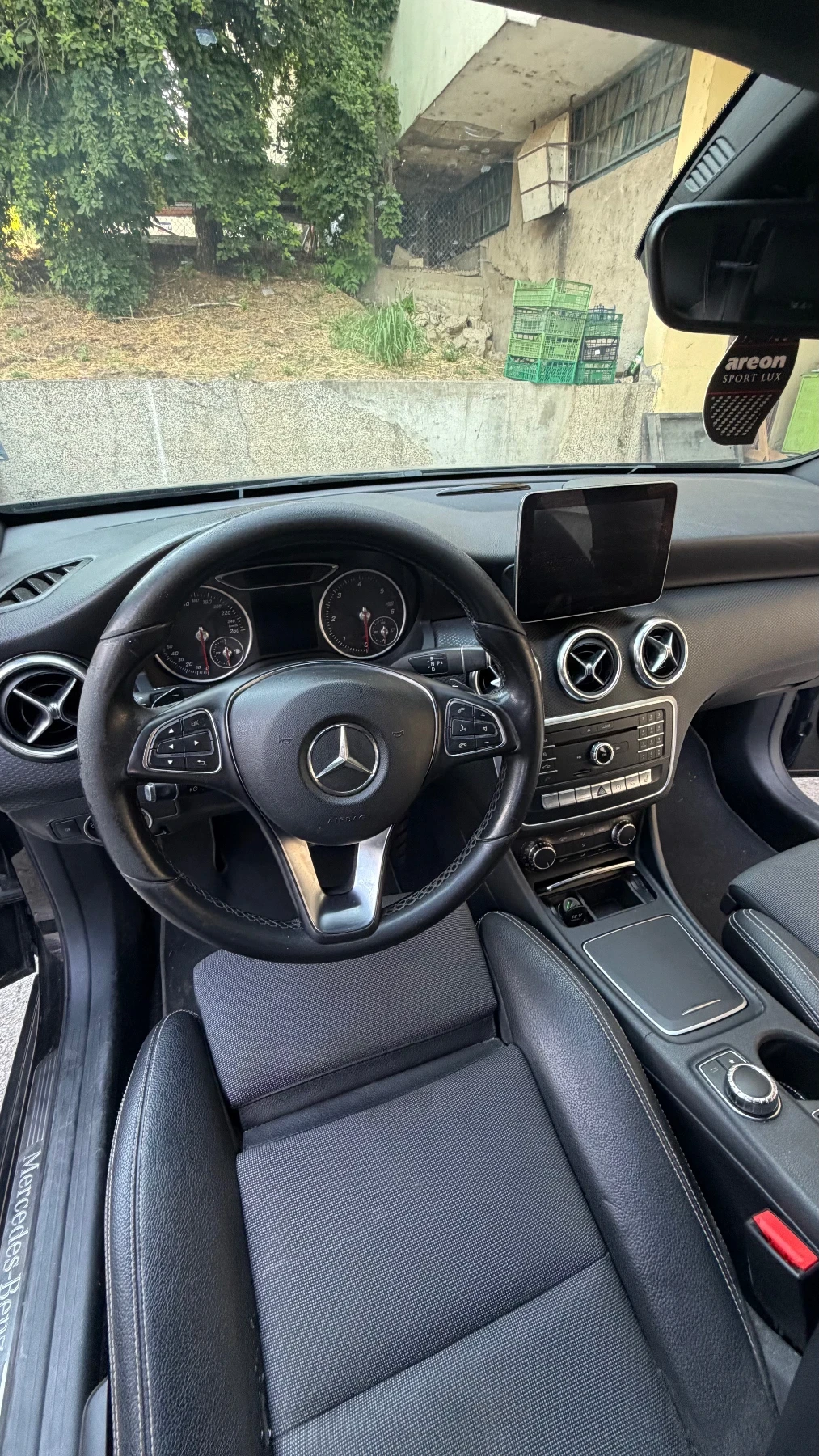 Mercedes-Benz A 180, снимка 14 - Автомобили и джипове - 55091884