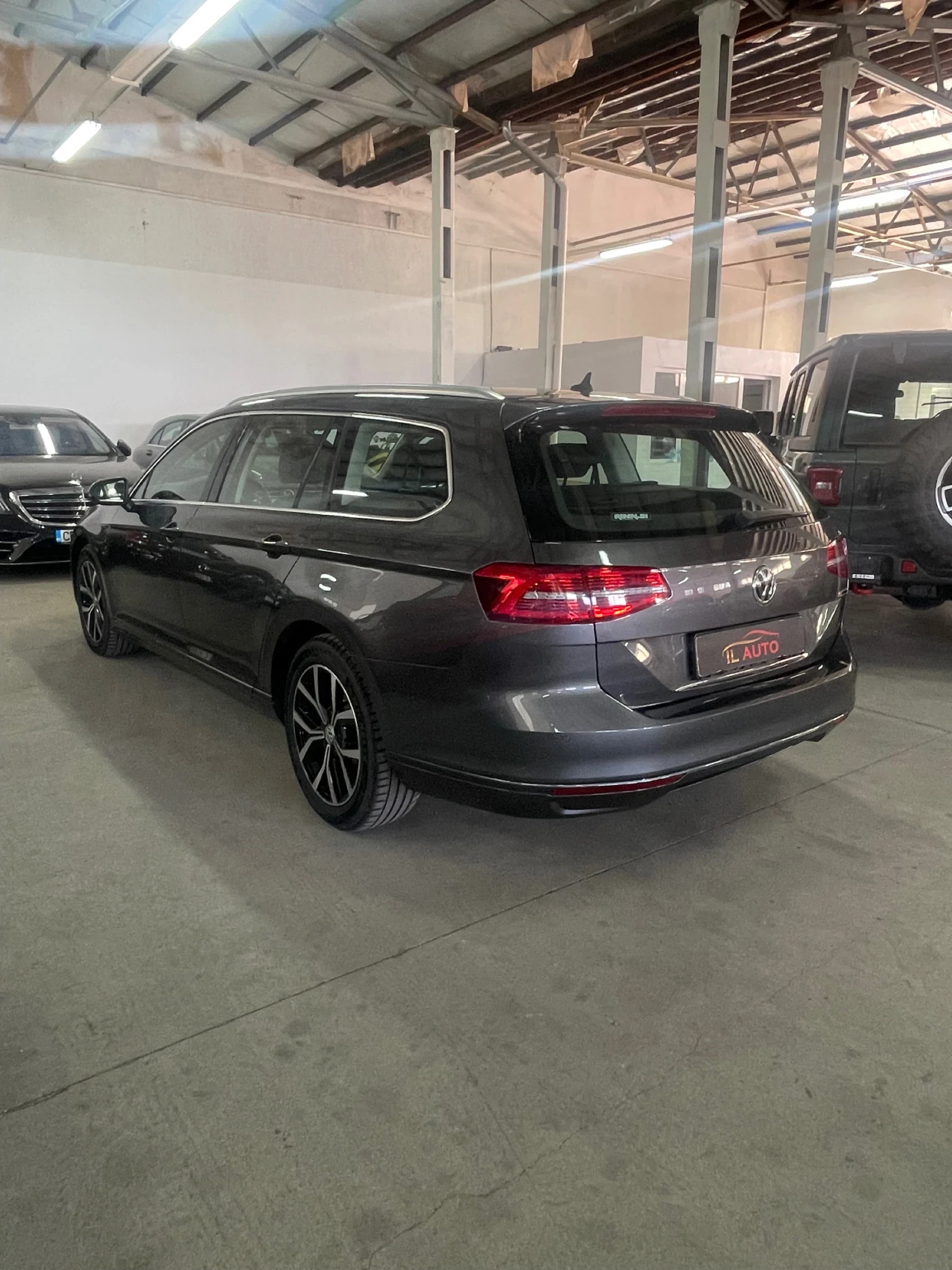 VW Passat 2.0tdi/4motion/камера/подгрев/лед адаптив/ФУЛЛ!!!, снимка 6 - Автомобили и джипове - 55270471