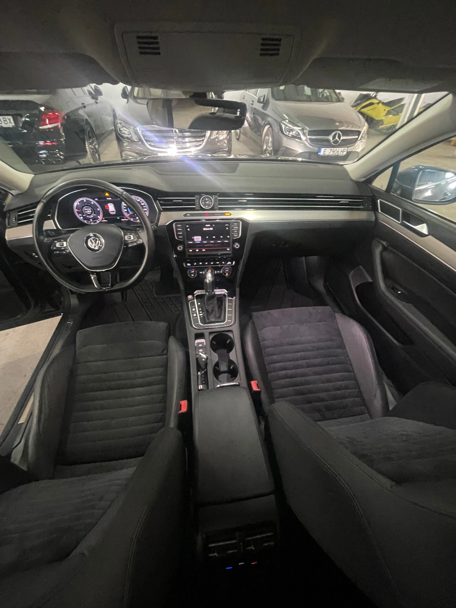 VW Passat 2.0tdi/4motion/камера/подгрев/лед адаптив/ФУЛЛ!!!, снимка 9 - Автомобили и джипове - 55270471