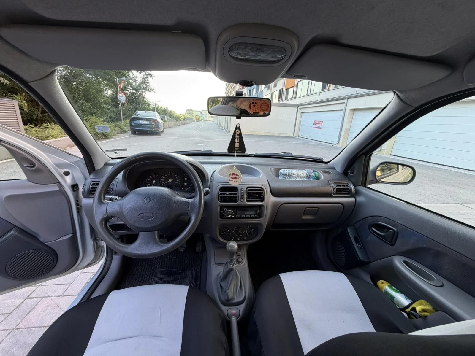 Renault Clio, снимка 8 - Автомобили и джипове - 55338515