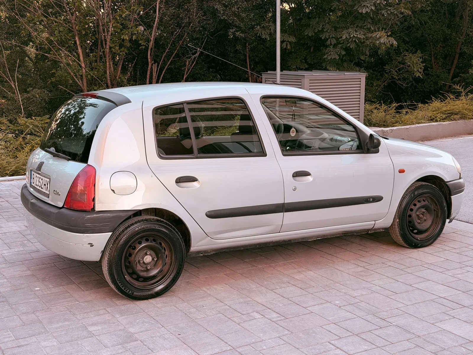 Renault Clio, снимка 4 - Автомобили и джипове - 55338515