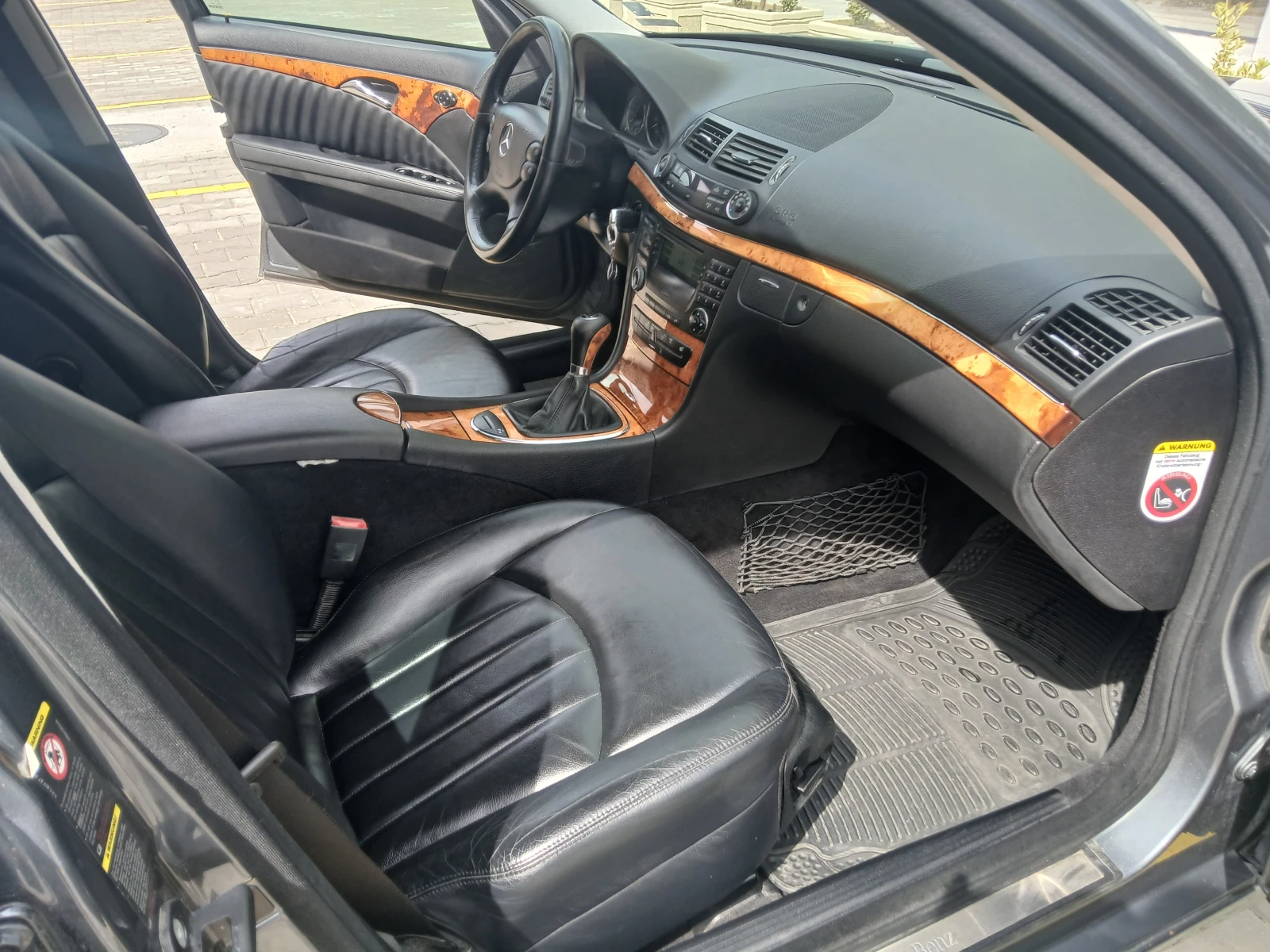 Mercedes-Benz E 280 Facelift, снимка 6 - Автомобили и джипове - 55666092