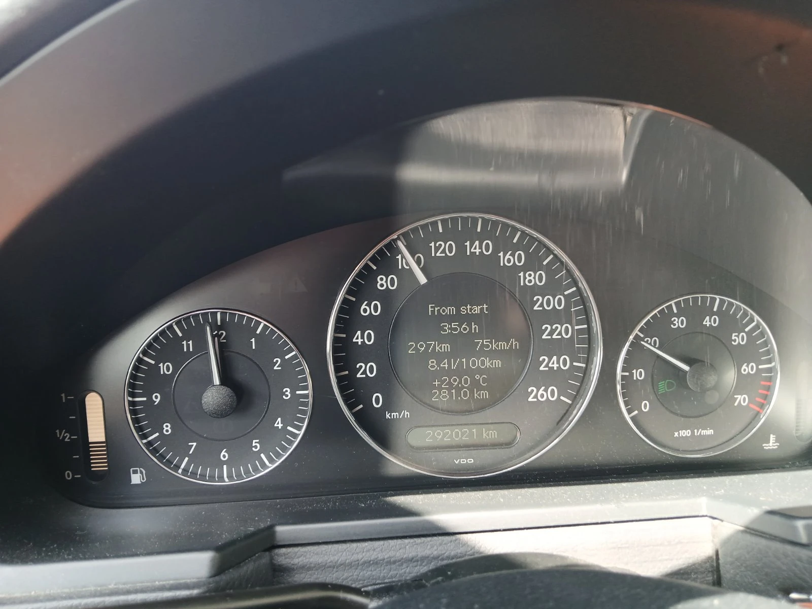 Mercedes-Benz E 280 Facelift, снимка 12 - Автомобили и джипове - 55666092