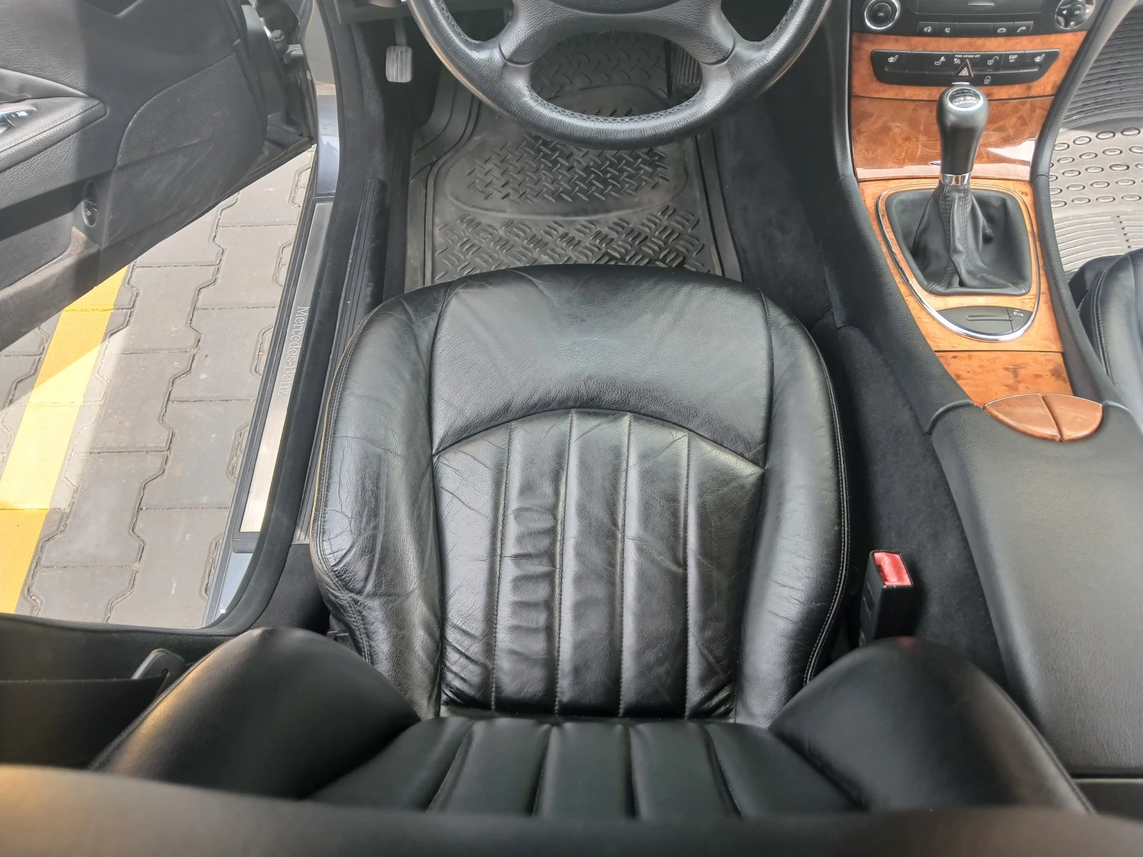 Mercedes-Benz E 280 Facelift, снимка 10 - Автомобили и джипове - 55666092