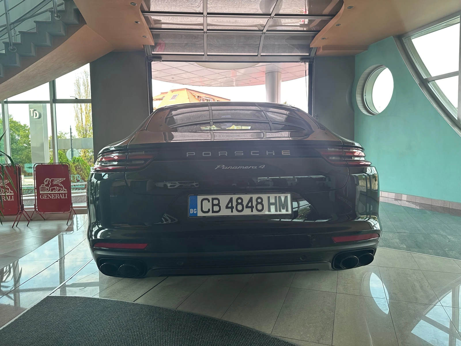 Porsche Panamera 4 AWD, снимка 3 - Автомобили и джипове - 56022979