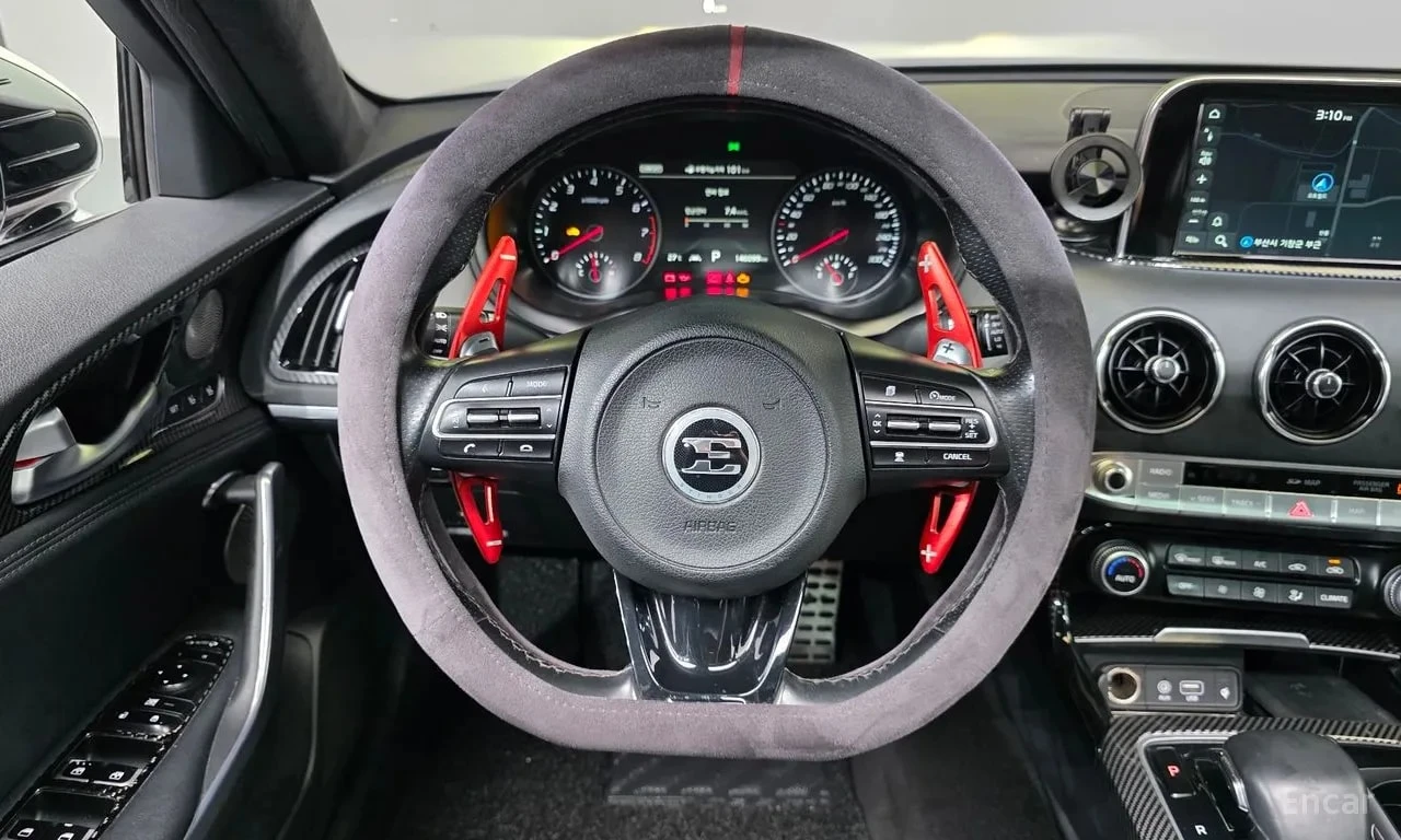 Kia Stinger 3.3 Turbo | АВТОФИНАНСИРАНЕ, снимка 13 - Автомобили и джипове - 56122307