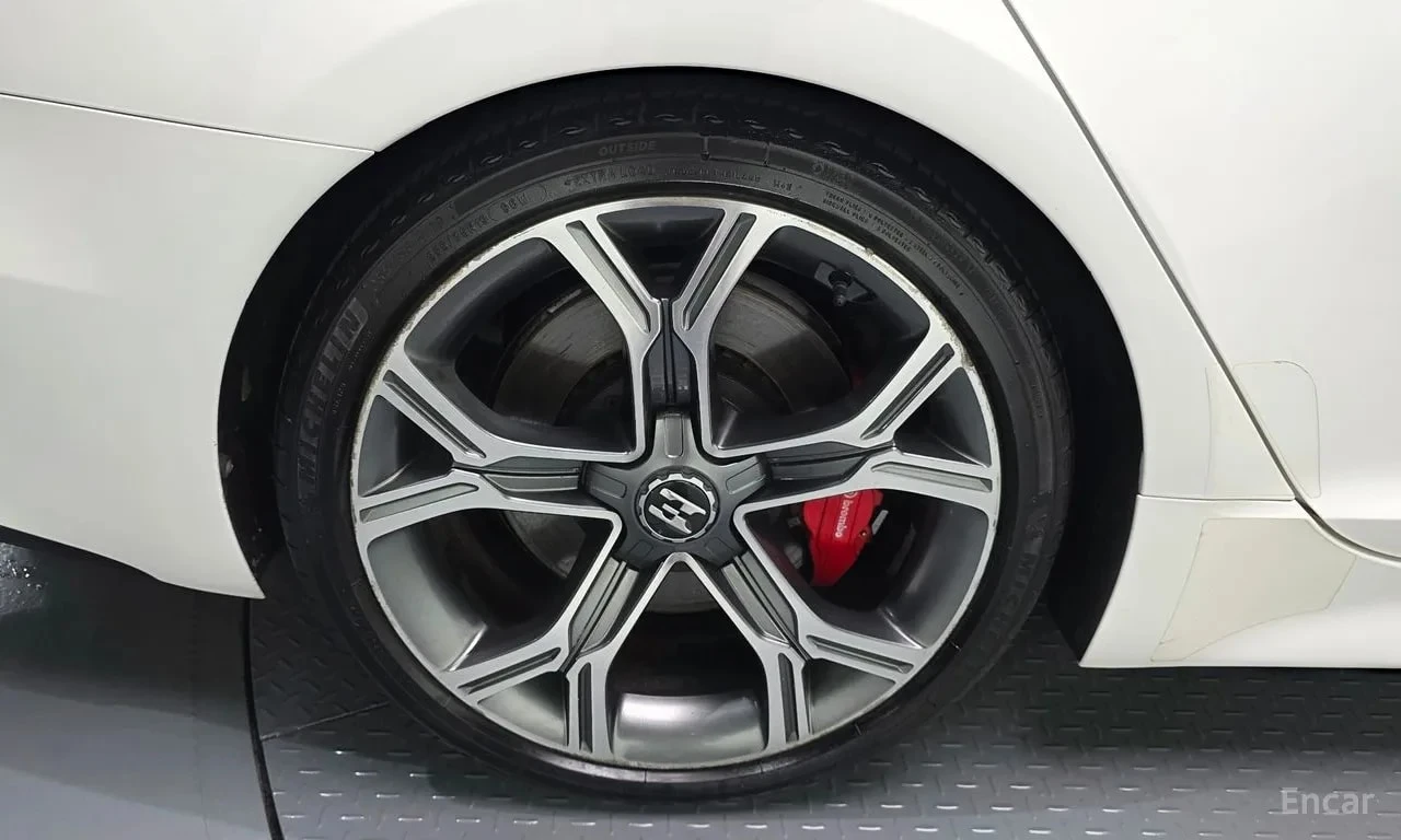 Kia Stinger 3.3 Turbo | АВТОФИНАНСИРАНЕ, снимка 5 - Автомобили и джипове - 56122307