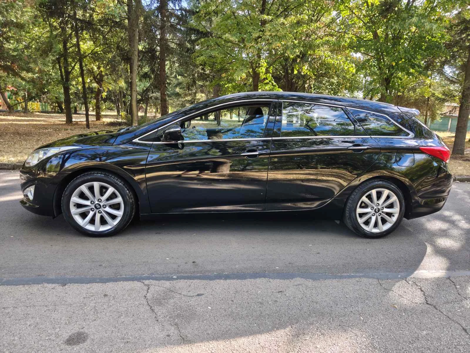 Hyundai I40 1.7 CRDi 136 к.с. 6 ск. / NAVI / КАМЕРА / KEYLESS, снимка 9 - Автомобили и джипове - 56215302