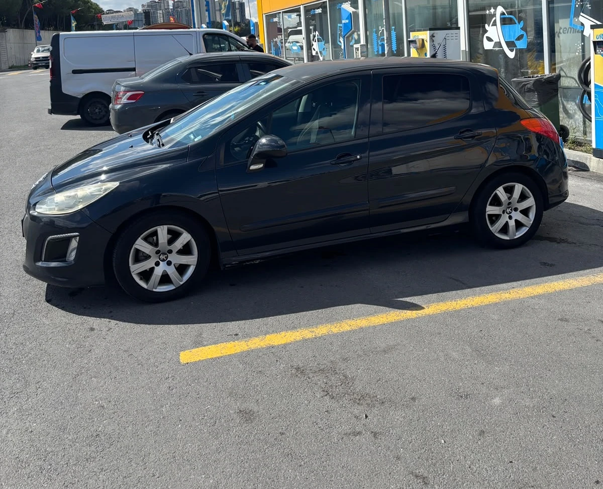 Peugeot 308, снимка 2 - Автомобили и джипове - 56297174