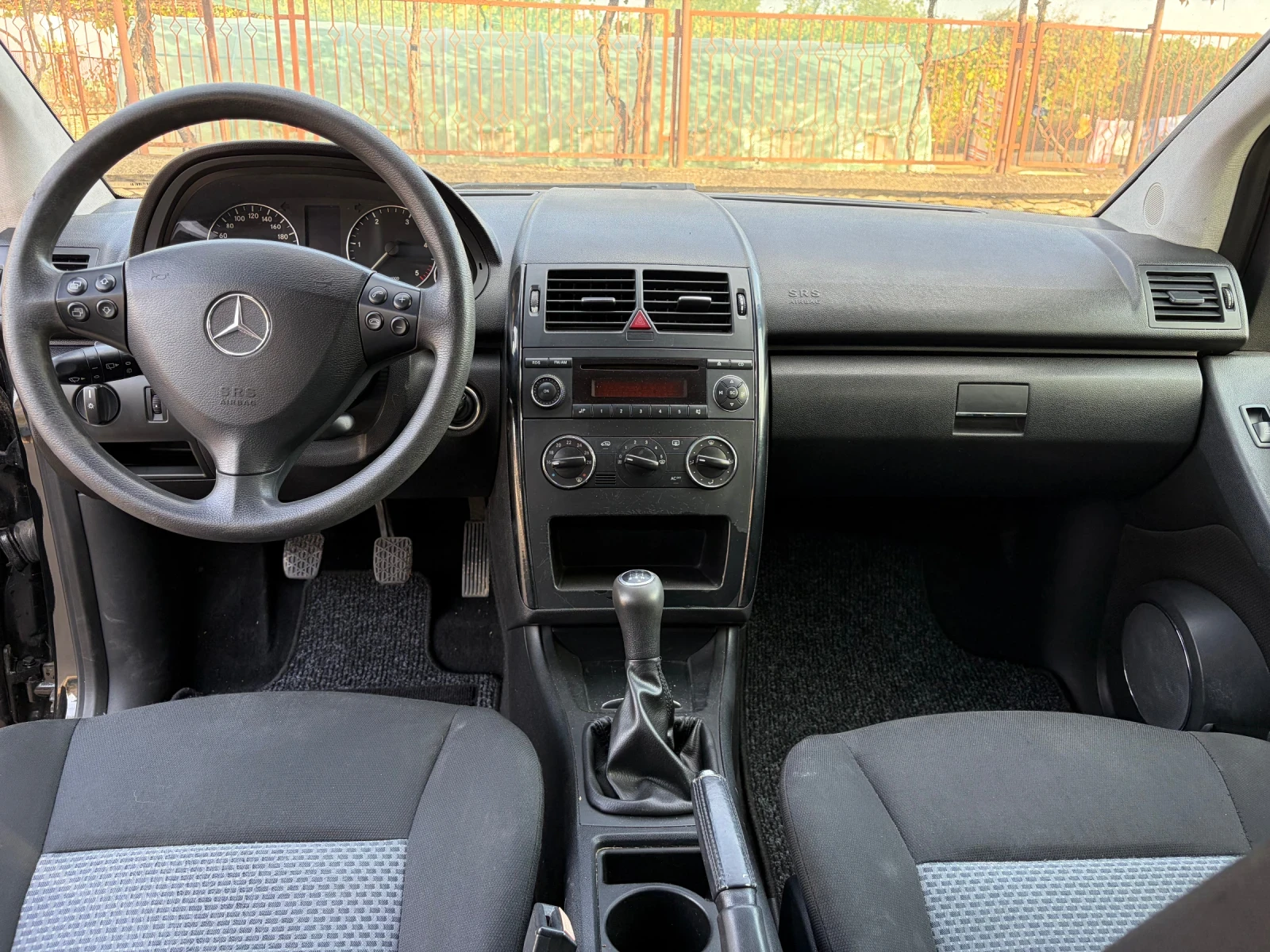Mercedes-Benz A 160 2.0CDI, снимка 9 - Автомобили и джипове - 56345318