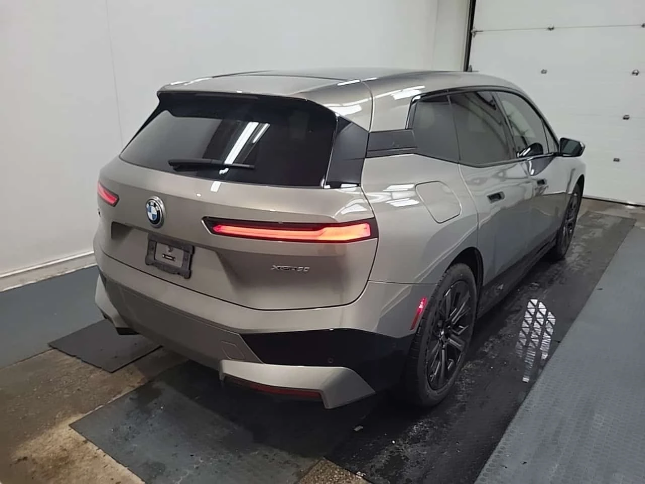 BMW iX Xdrive50 * ����������*  | Mobile.bg � ����������� 2
