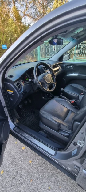 Kia Sportage 2.0, снимка 5