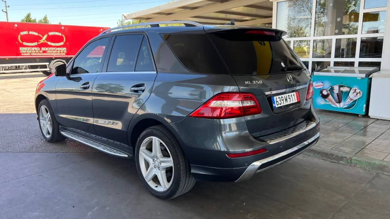 Mercedes-Benz ML 350 Bluetec, снимка 3 - Автомобили и джипове - 46857335