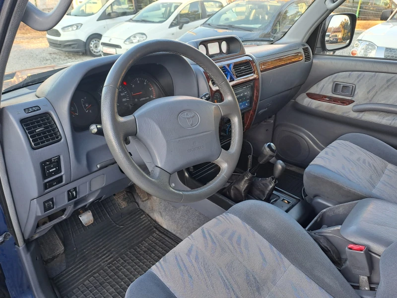 Toyota Land cruiser 3.0 d, снимка 9 - Автомобили и джипове - 49433975