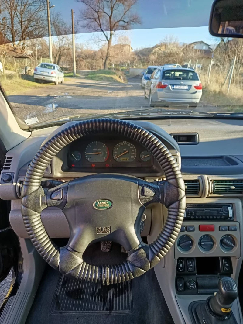 Land Rover Freelander 2.0 TDI, снимка 10 - Автомобили и джипове - 52793925