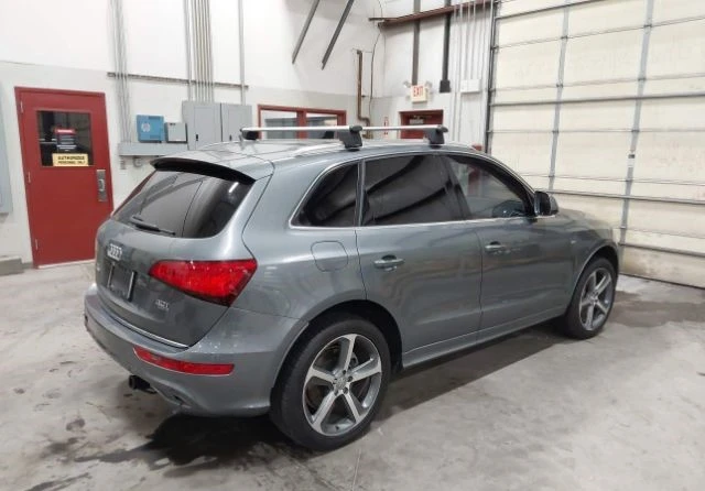 Audi Q5, снимка 5 - Автомобили и джипове - 48616158