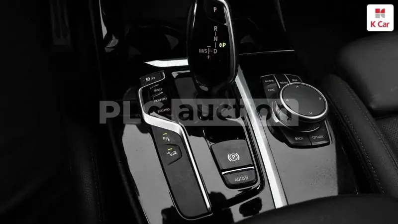BMW X3 20i xDrive| ОБДУХВАНЕ| DISTRONIC| HEAD-UP| ВКЛ.ТЕХ, снимка 6 - Автомобили и джипове - 54568374