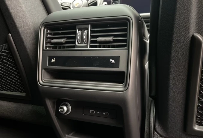 Porsche Cayenne Coupe = Sport Chrono = Гаранция, снимка 14 - Автомобили и джипове - 54615876