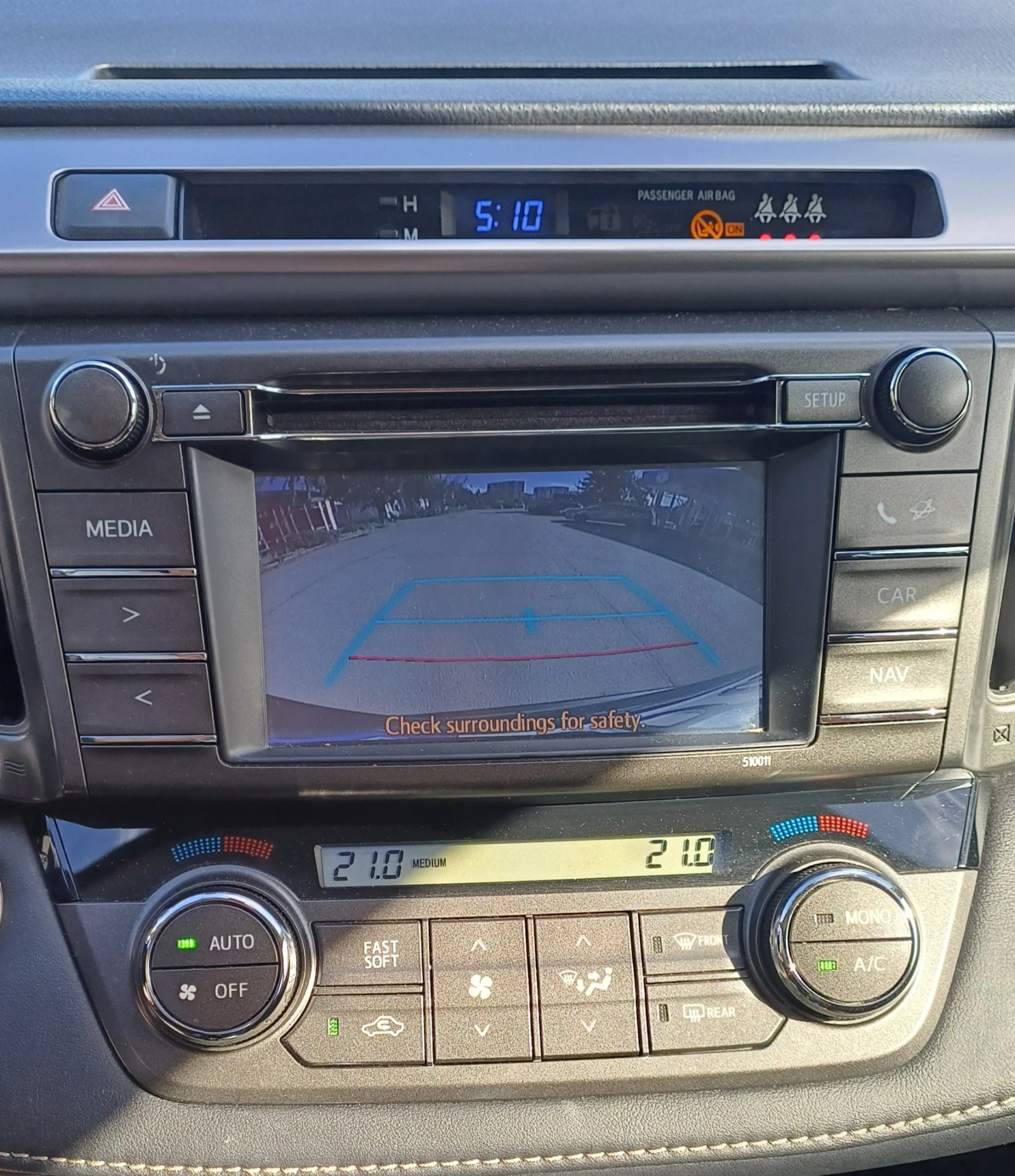 Toyota Rav4  - изображение 8