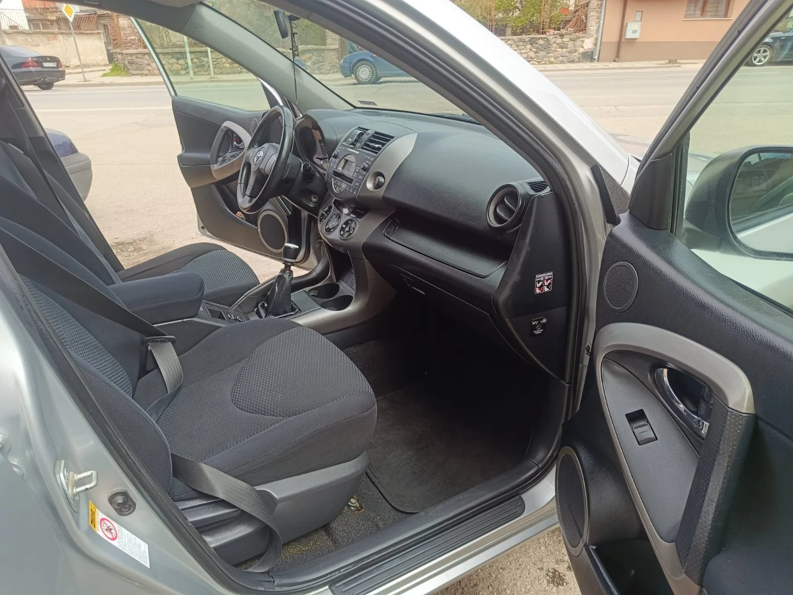 Toyota Rav4  - изображение 6