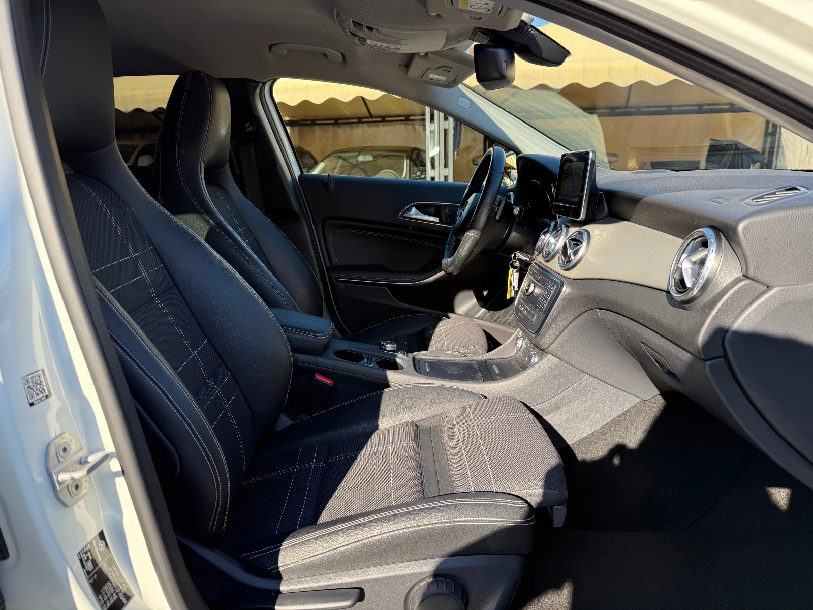 Mercedes-Benz GLA 200 2.2d 7G-TRONIC SPORT !!!! ��� ��������� !! | Mobile.bg � ����������� 14