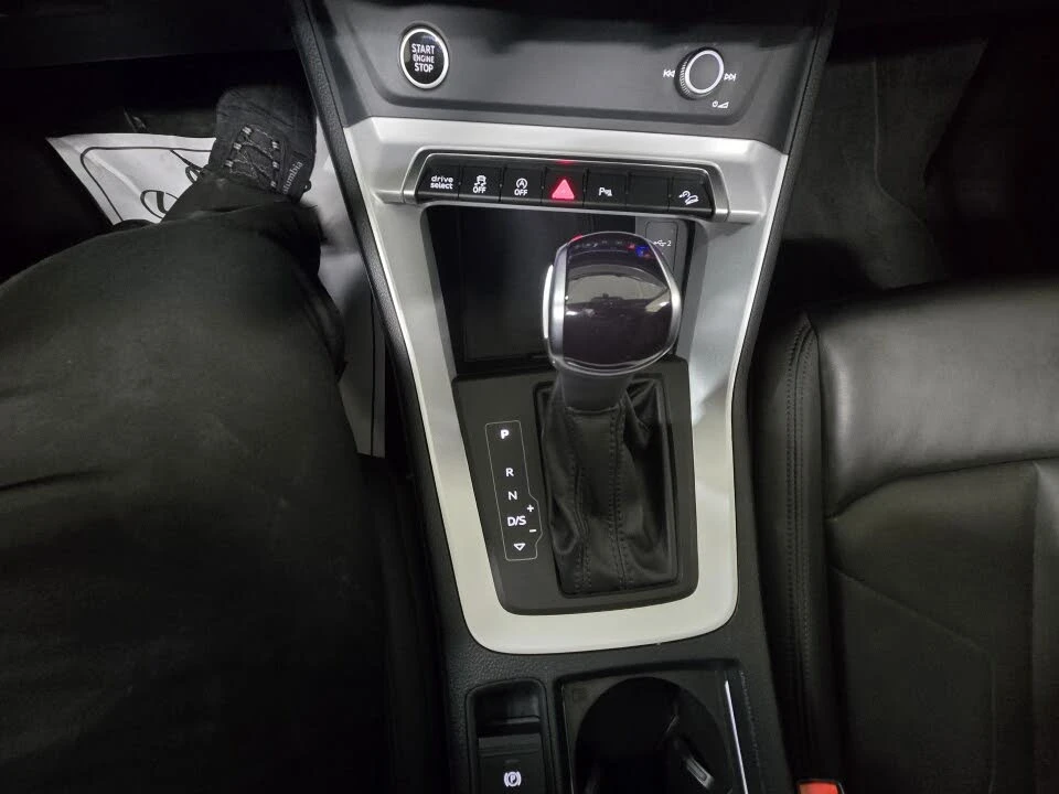 Audi Q3 quattro Komfort* TFSI* ����������* (���� �� ��) | Mobile.bg � ����������� 12