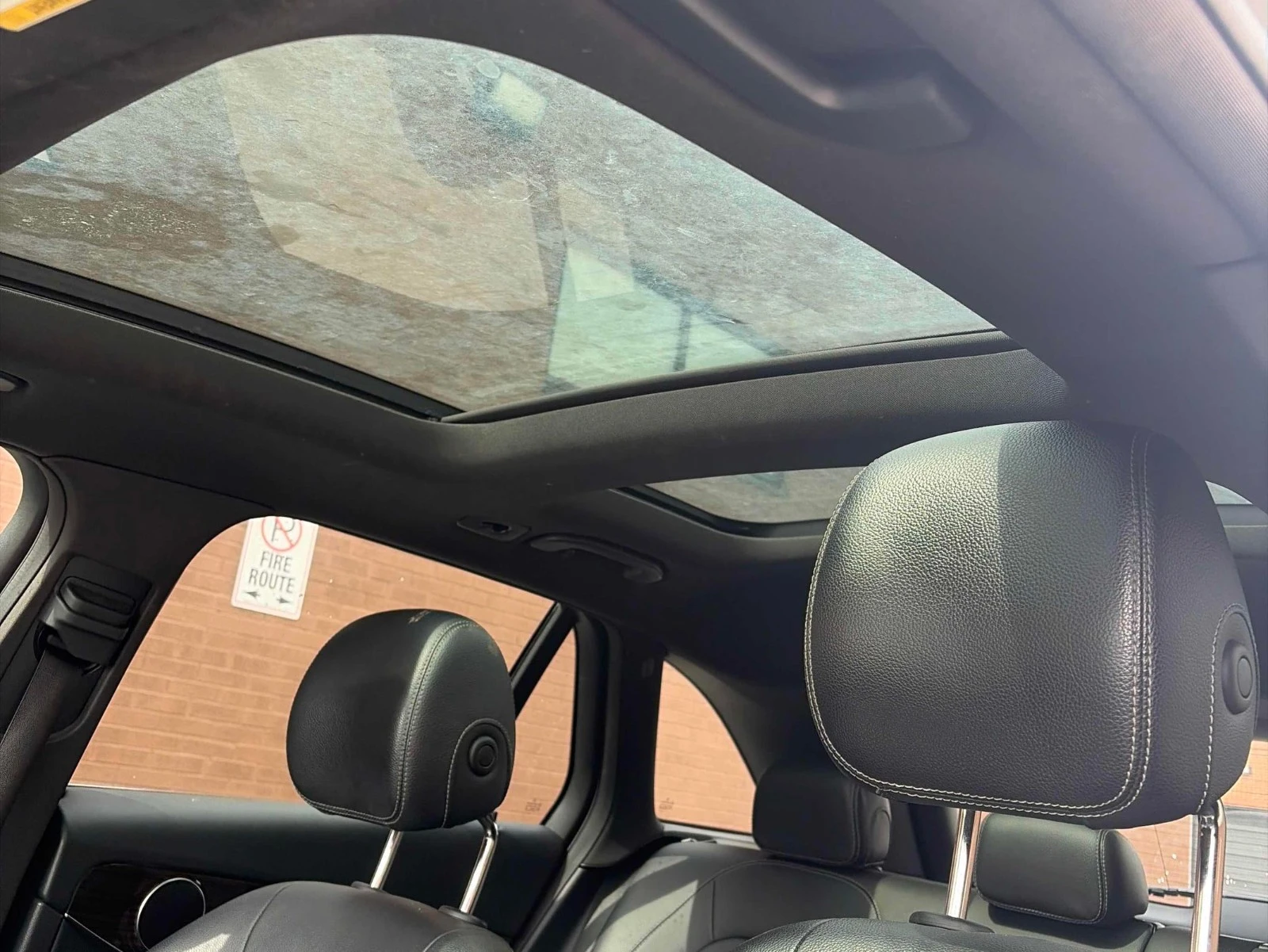 Mercedes-Benz GLC 300 АВТО КРЕДИТ, снимка 15 - Автомобили и джипове - 54024689