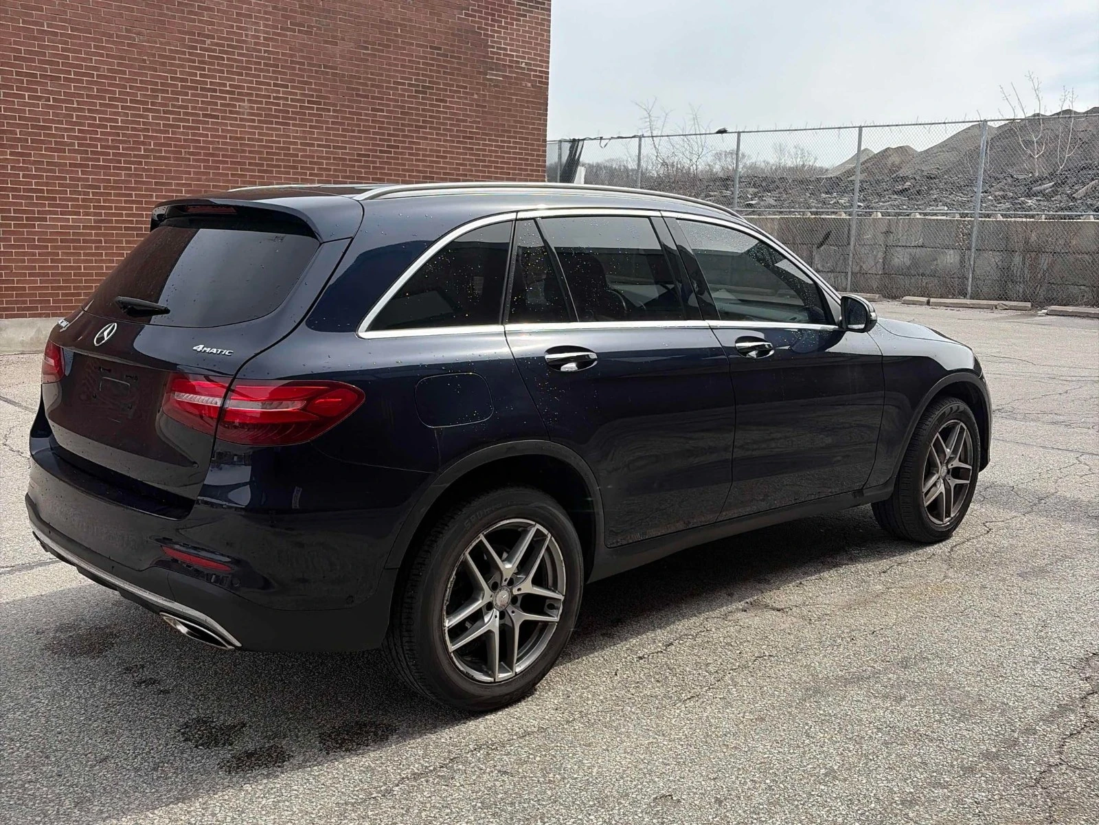 Mercedes-Benz GLC 300 АВТО КРЕДИТ, снимка 5 - Автомобили и джипове - 54024689