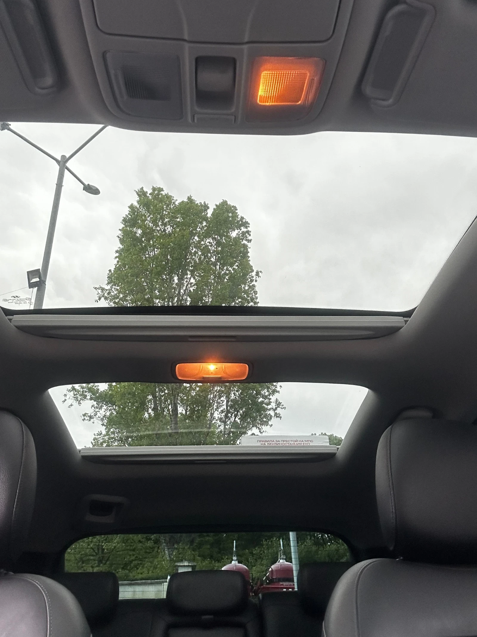 Hyundai IX35 Tucson, снимка 15 - Автомобили и джипове - 54395443