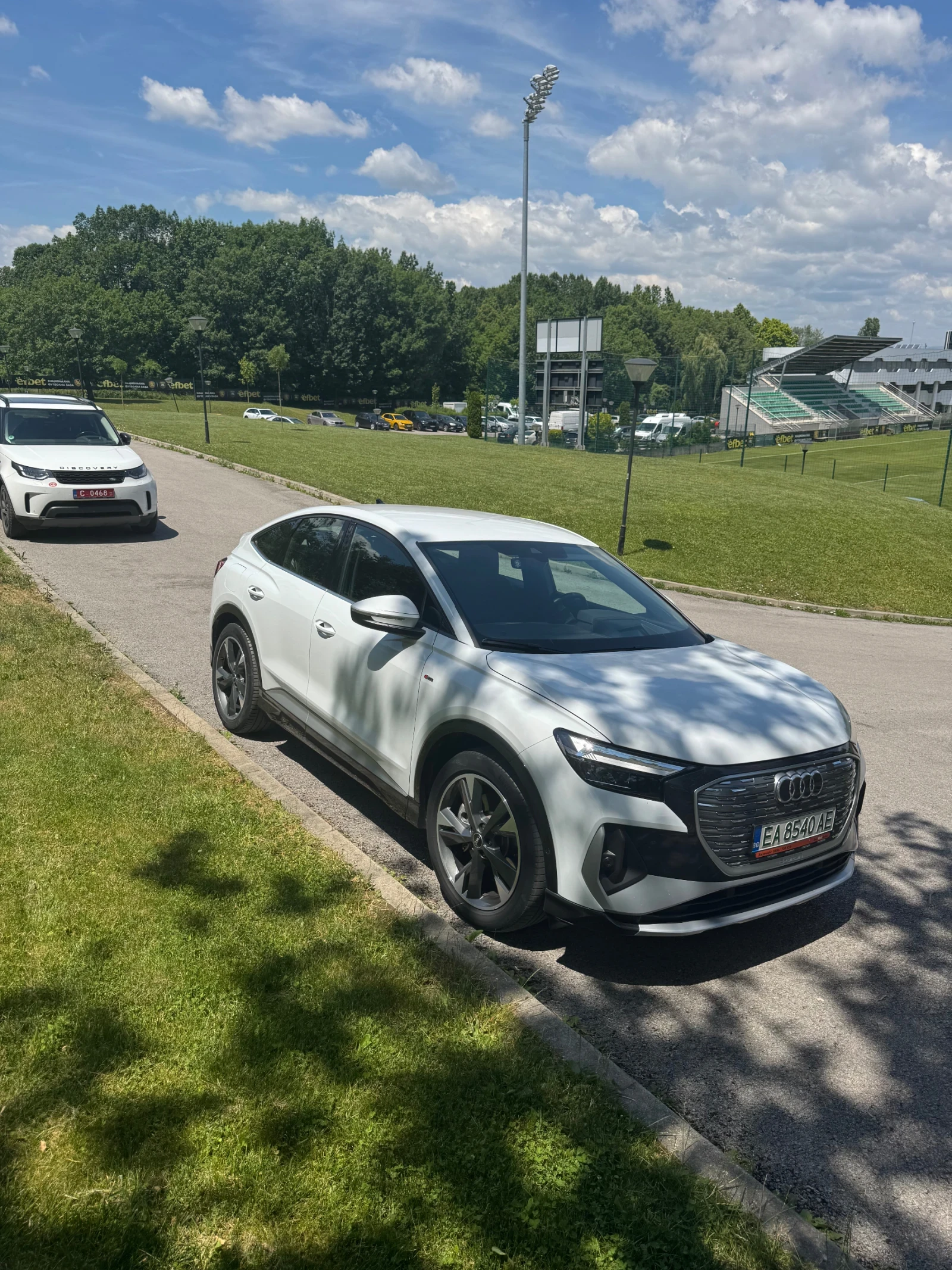 Audi Q4 E TRON, снимка 4 - Автомобили и джипове - 55185523