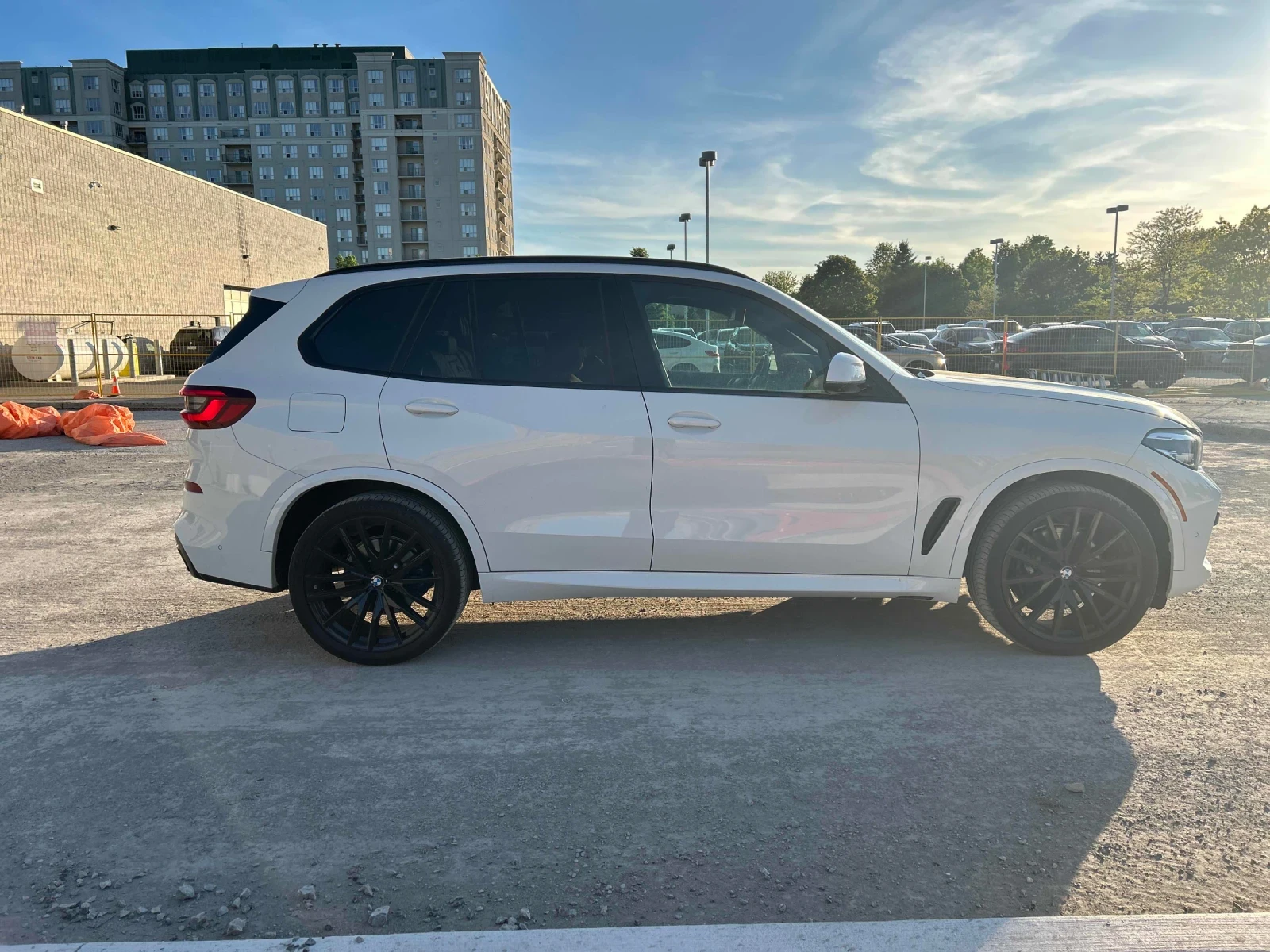 BMW X5 SWAROVSKI * MPACK * HEAD UP * CAR FAX * , снимка 5 - Автомобили и джипове - 55255159
