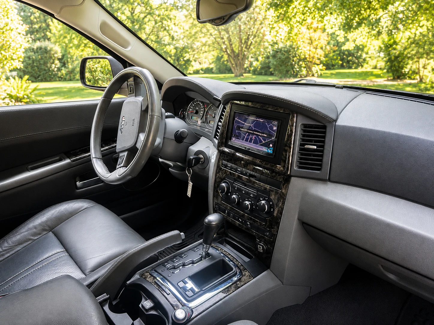 Jeep Grand cherokee 4.7 Limited Autom., снимка 12 - Автомобили и джипове - 55398751