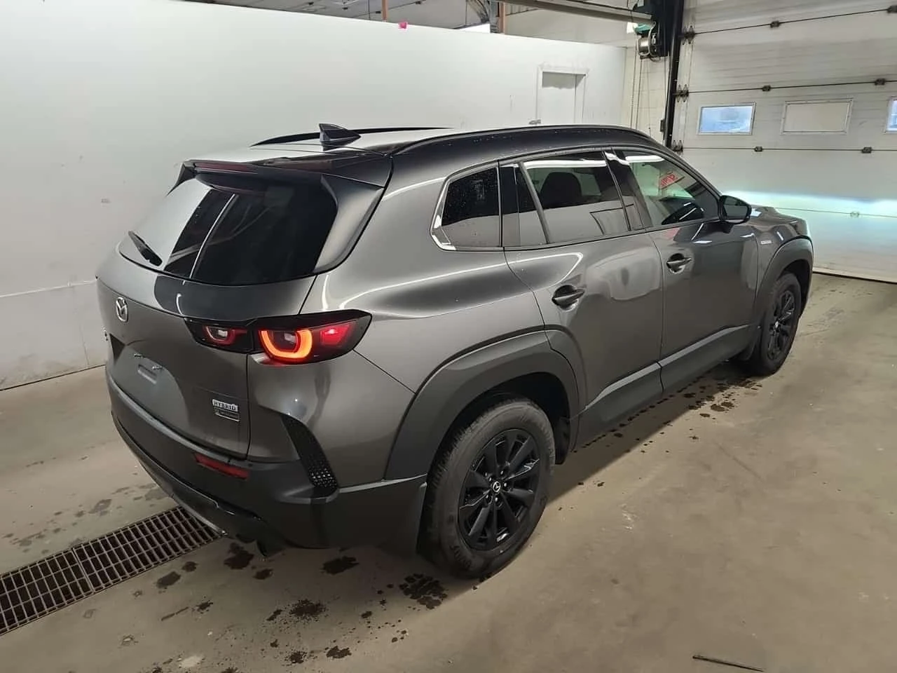 Mazda CX-50 HYBRID AWD * GS L * CARFAX *  | Mobile.bg � ����������� 4