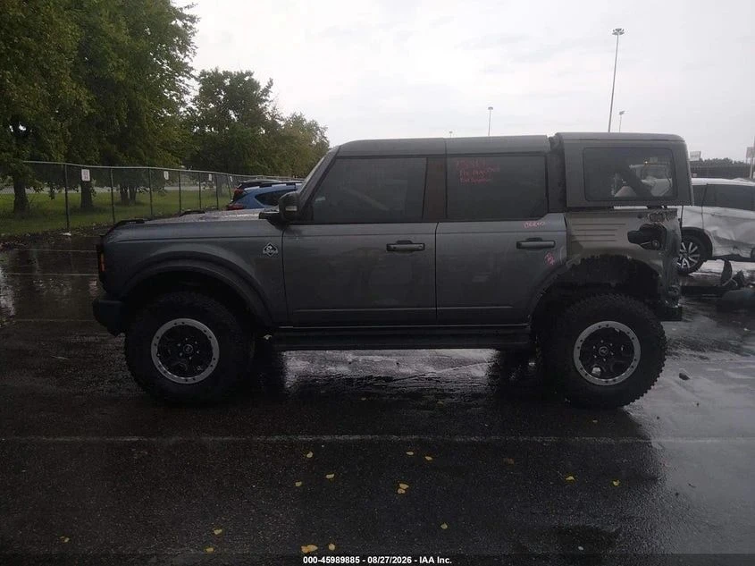 Ford Bronco, снимка 3 - Автомобили и джипове - 56706366