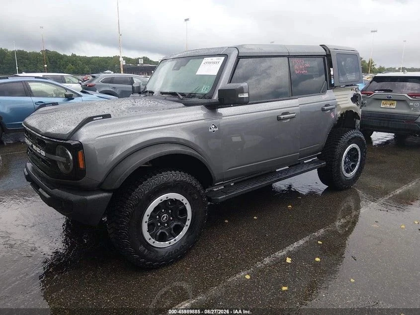 Ford Bronco, снимка 2 - Автомобили и джипове - 56706366