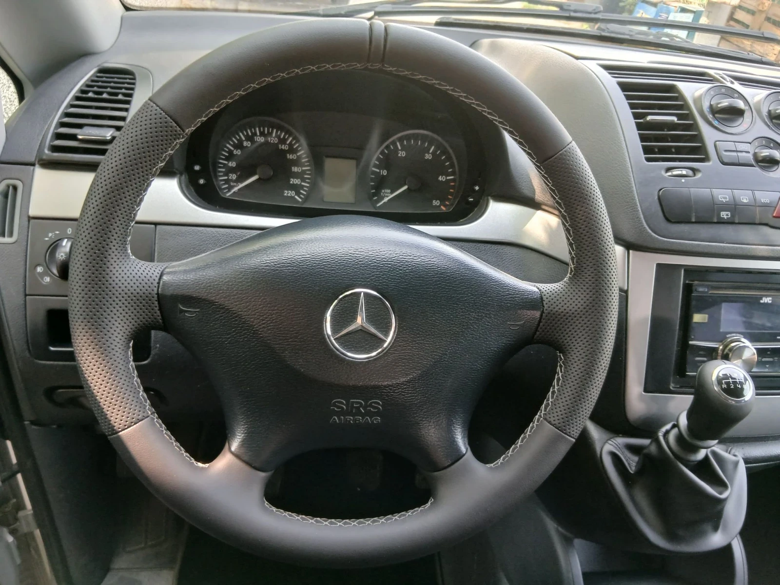 Mercedes-Benz Vito 116 CDI MIXTO - 4+ 1 плюс ТОВАРОПЪТНИЧЕСКИ, снимка 15 - Бусове и автобуси - 55785716